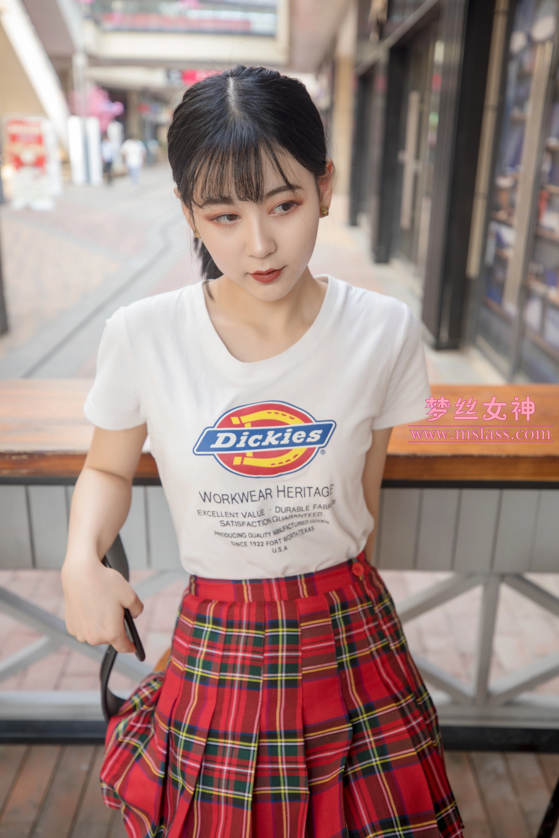 MSLASS梦丝女神 - 2019.05.23 NO.020 可岚 油光丝袜的少女 2
